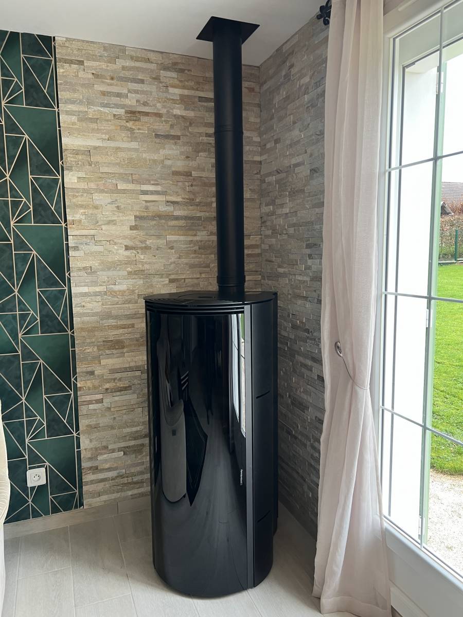 Installation d'un poêle à granulés étanche sur le secteur de Fécamp 76