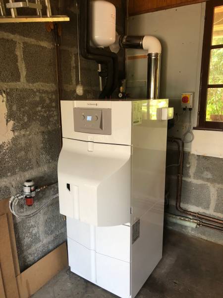 INSTALLATION D'UNE CHAUDIERE FIOUL A CONDENSATION A BOLBEC